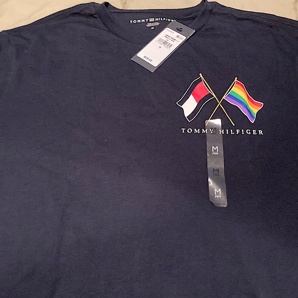 Mens Tommy Hilfiger navy blue T-shirt size medium
